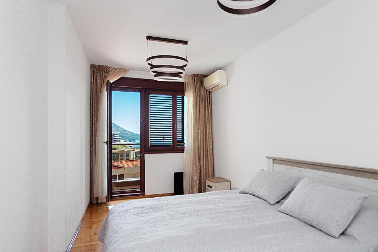 Three Bedroom Spacious Apartment Anatolia บุดวา ภายนอก รูปภาพ