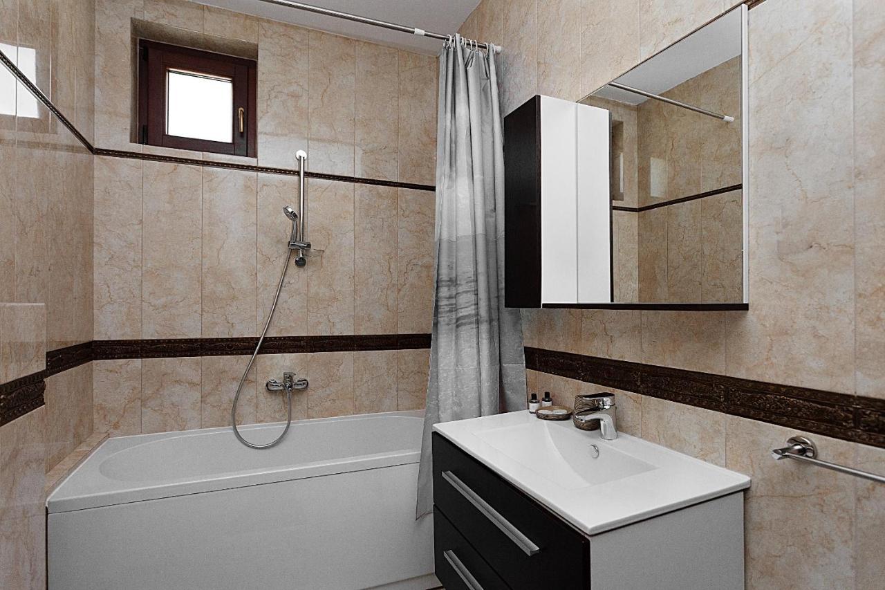 Three Bedroom Spacious Apartment Anatolia บุดวา ภายนอก รูปภาพ