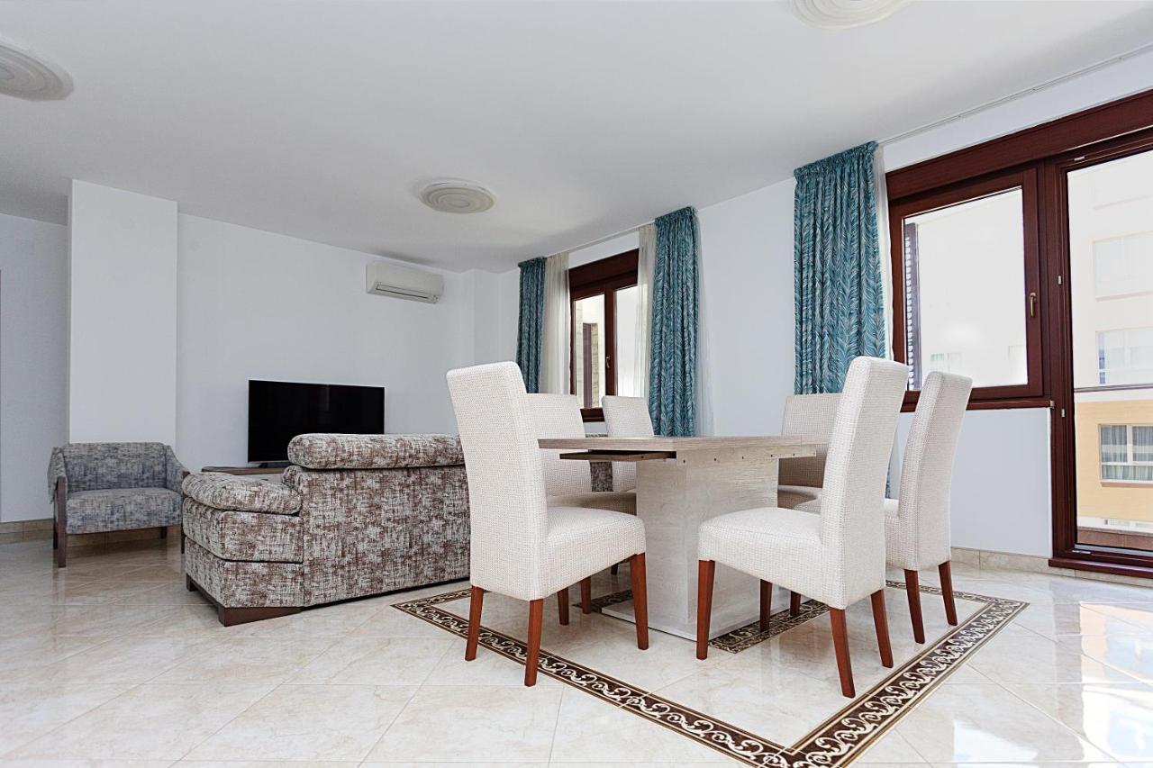 Three Bedroom Spacious Apartment Anatolia บุดวา ภายนอก รูปภาพ